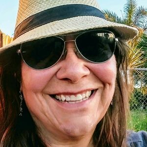 Meet your Posher, Shari